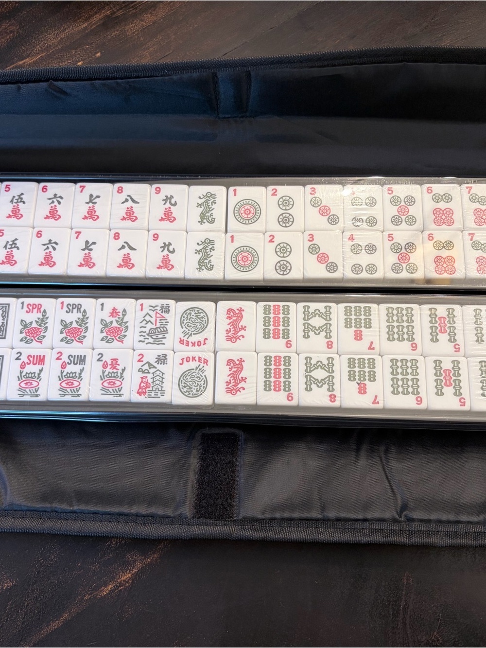 Amazon Mahjong Tile Set in White, Red and Green